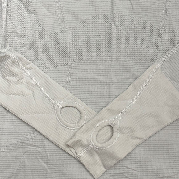 lululemon athletica Long Sleeve Seamless Top in White - Picture 3 of 9
